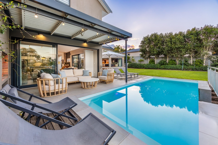5 Bedroom Property for Sale in Aurora Western Cape